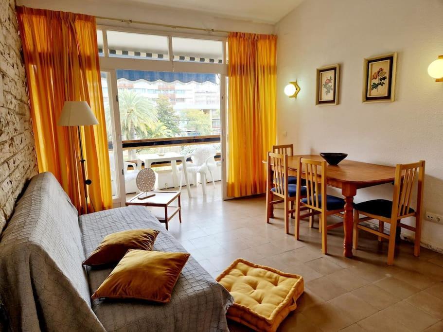 Apartamento A Un Paso De Playa Салоу Экстерьер фото
