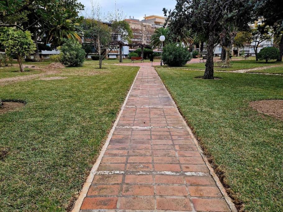 Apartamento A Un Paso De Playa Салоу Экстерьер фото